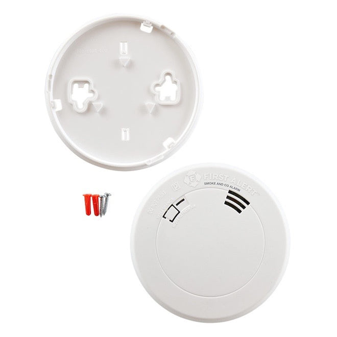 First Alert 10 Year Battery Smoke and Carbon Monoxide Alarm with Voice Alert, White, PRC710VA-6 🍁 All In One Marketplace Canada