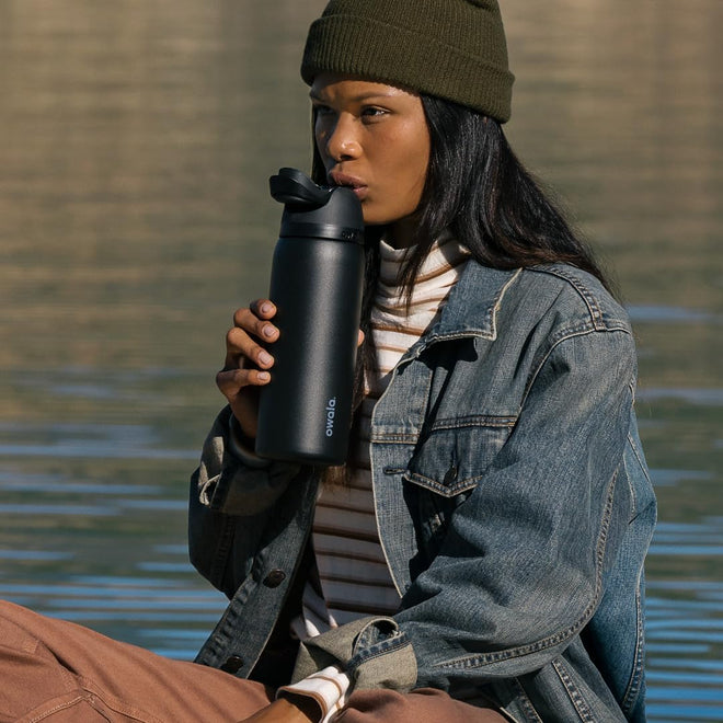 Owala FreeSip Insulated Stainless Steel Water Bottle with Straw, BPA-Free Sports Water Bottle, Great for Travel, 40 Oz, Very, Very Dark 🍁 All In One Marketplace Canada