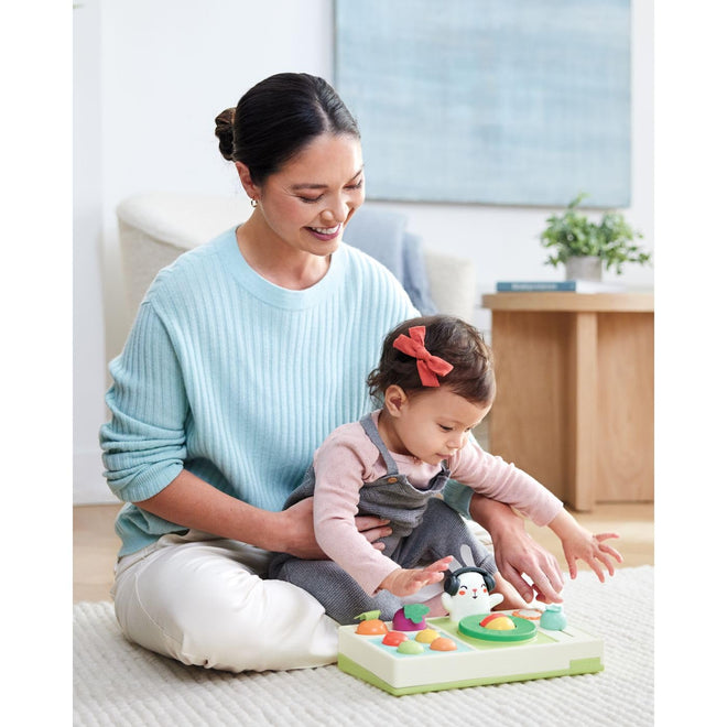 Skip Hop Baby Musical DJ Set Toy with Lights, Songs, Sound Effects, and Soft Textures, Farmstand Let The Beet Drop DJ Set 🍁 All In One Marketplace Canada