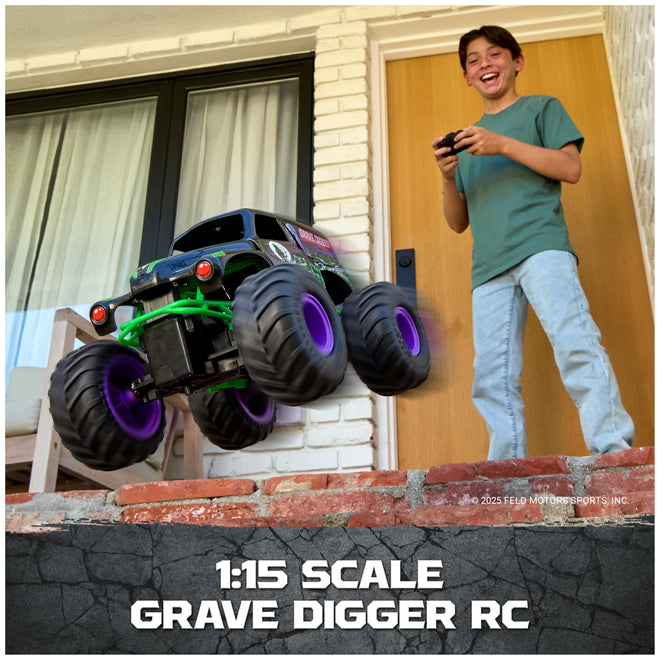 Monster Jam Smash & Bash Grave Digger RC Truck 1:15 Scale Vehicle 🍁 All In One Marketplace Canada