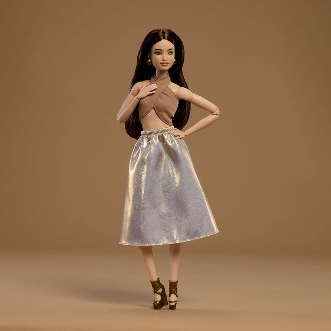 Mattel Barbie Basics Model Collector Fashion Doll 06 with Brunette Hair, Shimmery Golden Skirt & Halter, Universal-fit Fashions, Posable Body 🍁 All In One Marketplace Canada