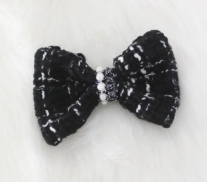 Victoria Dog Hair Bow | Hair Accessory