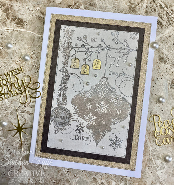 Woodware Clear Singles Winter Bauble 4 in x 6 in Stamp Set