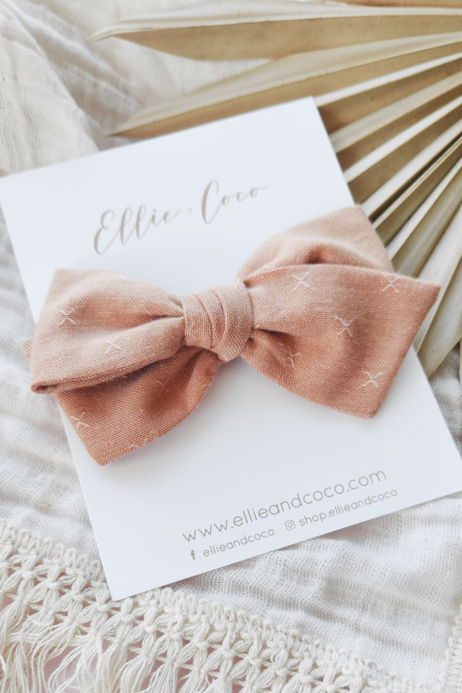 X's Oversize Bow | Sand