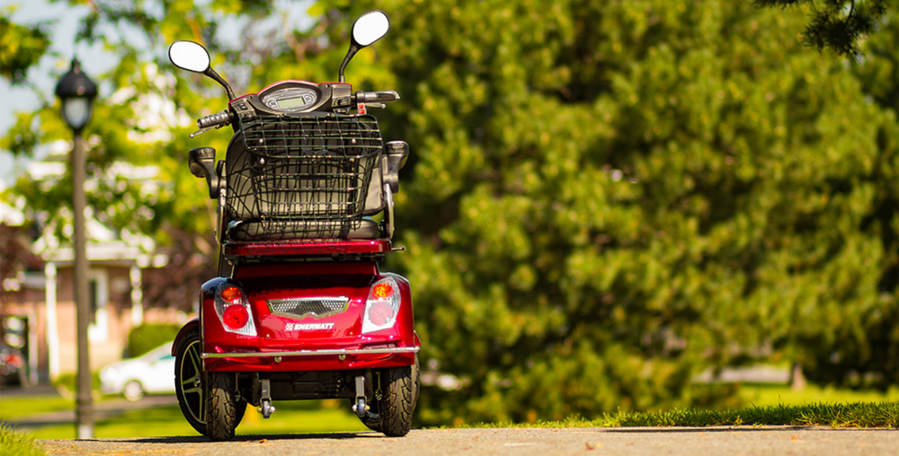 Sporty 4 Wheel Scooter w/ ABS 48V red